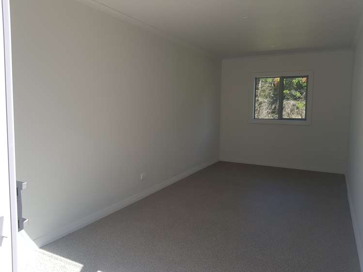 1249 Lakeside Road Milton_12