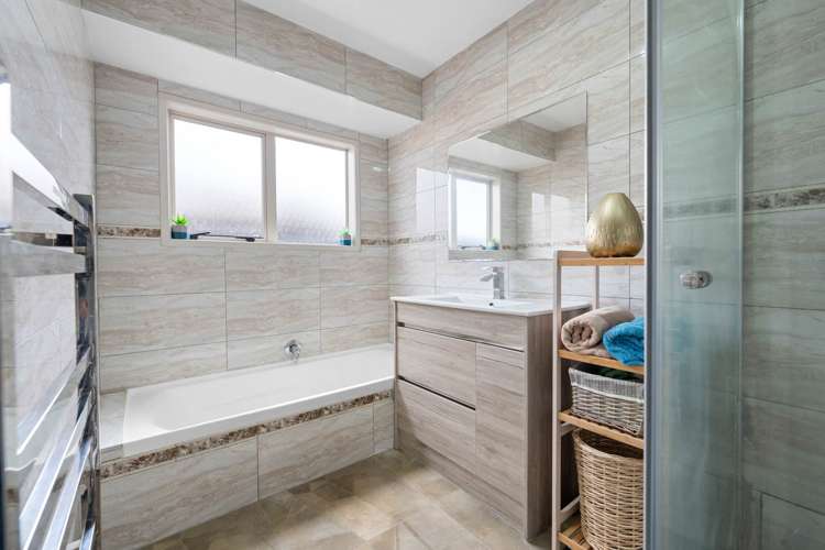 6 Gerona Crescent Hillpark_12