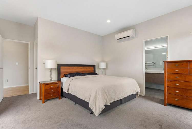 21B Robert Might Kumeu_11