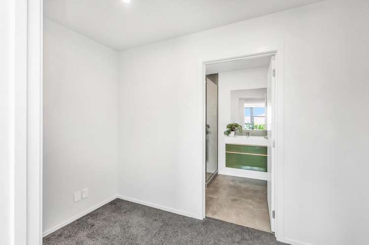 16 Glen Oak Drive Kirwee_21