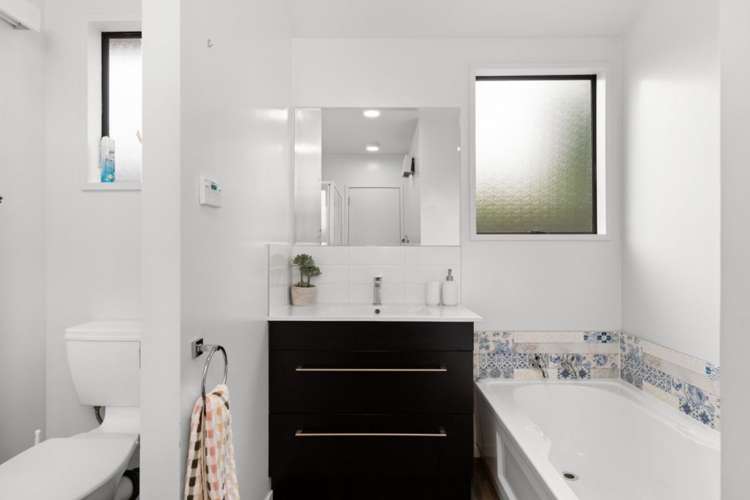 2/90 Conway Street Somerfield_20