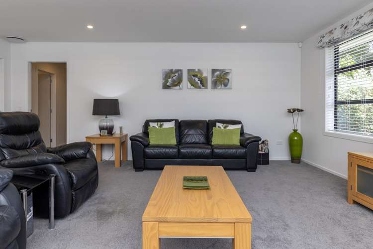 14 Fiesta Grove Raumati Beach_16