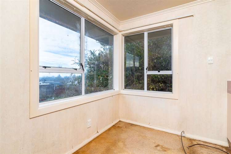 13 Barton Street Brockville_5