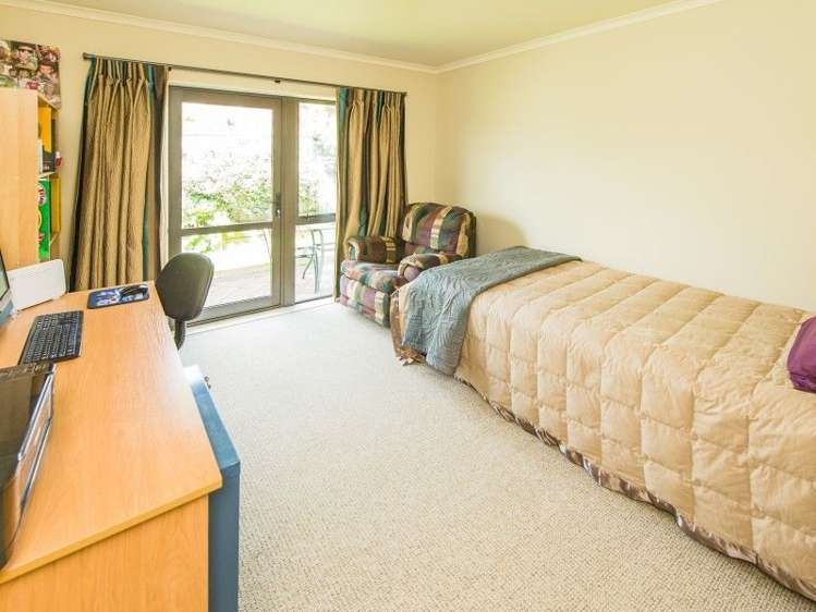 6 Lithgow Drive Otamatea_14