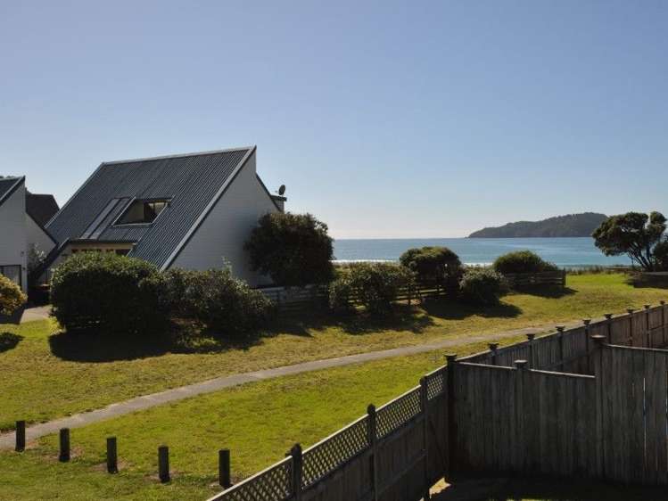 38 Champion Place Pauanui_11