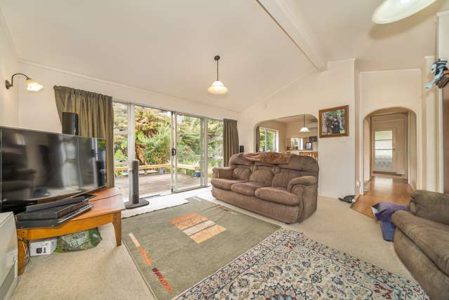 15 Forest Road Pinehaven_3