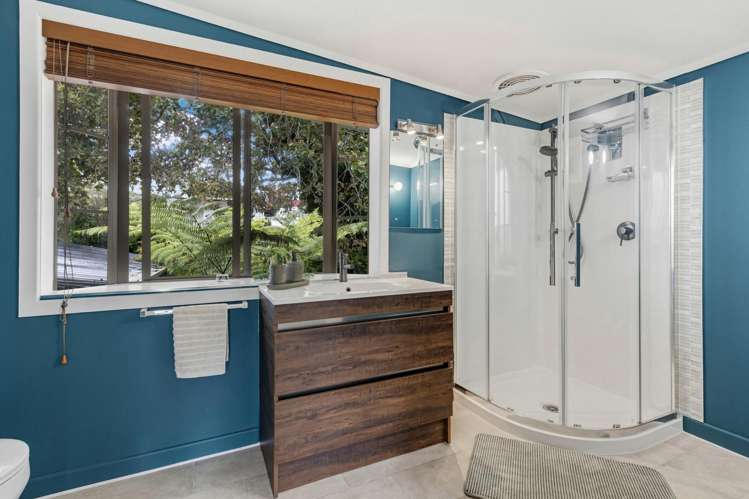 2/84 West Coast Road Glen Eden_6