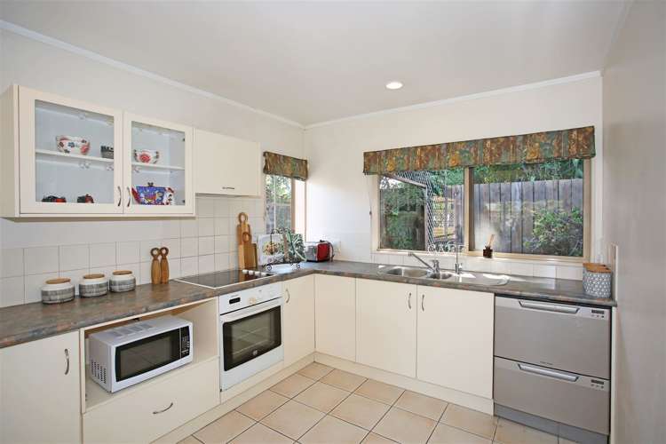35a Youngs Road Papakura_6
