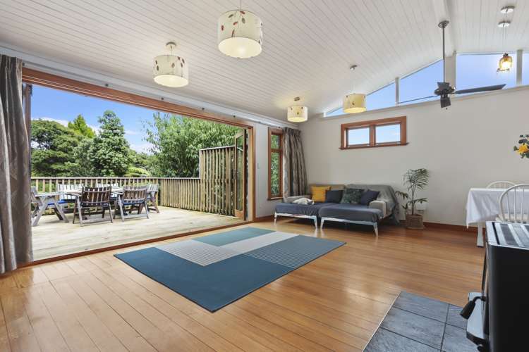 30 Rimutaka Place Titirangi_0