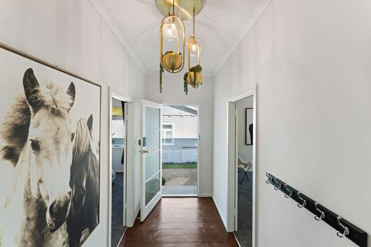15 Chatham Avenue Mount Albert_34