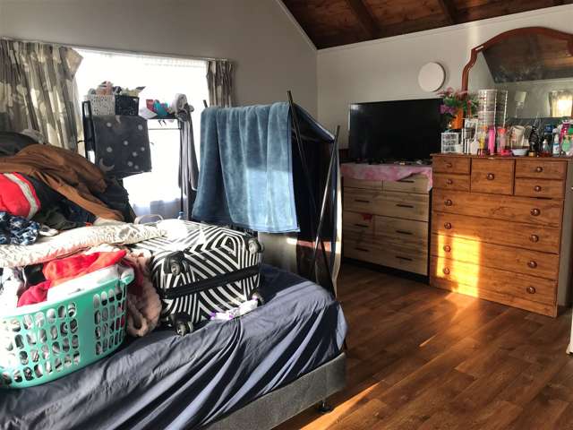 1/2 Aotea Road Glen Eden_3