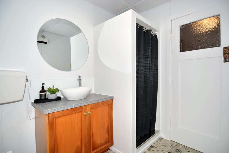 8 Robertson Street Richmond_9