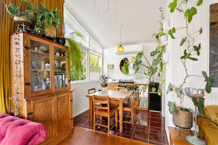 5 Simpson Road Ranui_11