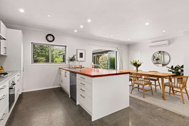 4 Donald Place Frimley_7