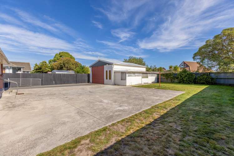 15 Carisbrooke Street Aranui_12