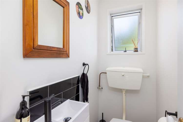 1/9 Britannia Street North New Brighton_8