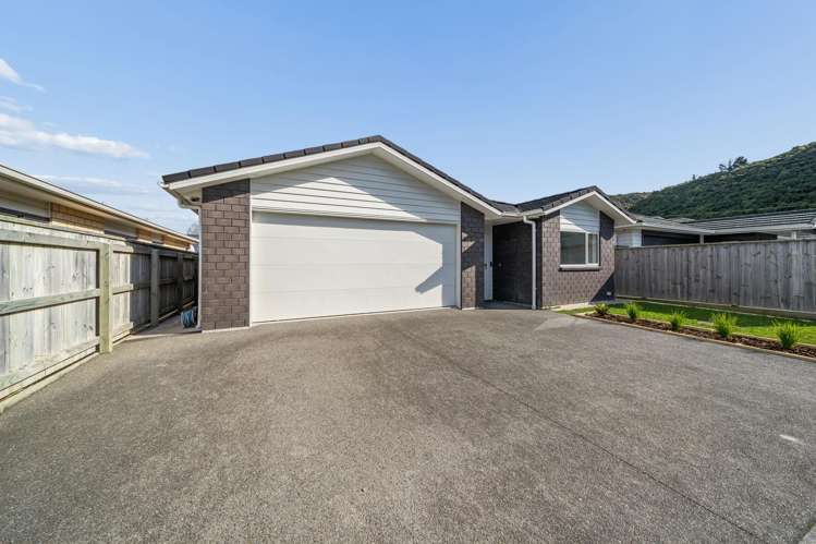 7 Martha Turnell Crescent Manor Park_19