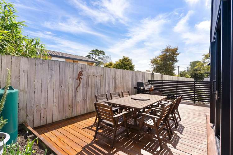 442A West Coast Road Glen Eden_26