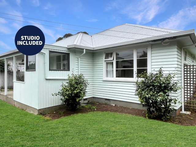 3 bed + studio in Sumner