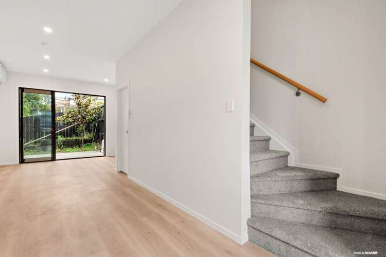 55E Redwood Drive_2