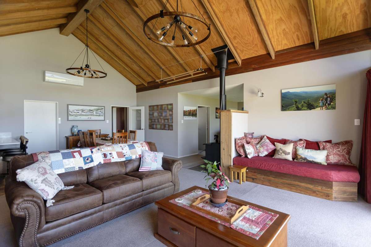 2/1789 Lake Ohau Road_5