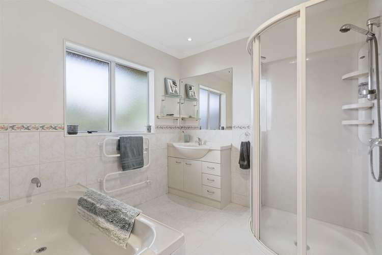 182 Sturges Road Henderson_18