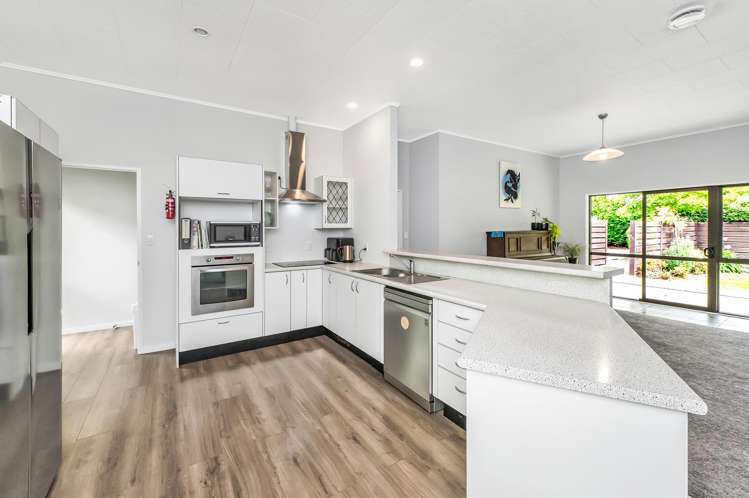 178 High Street Leeston_6