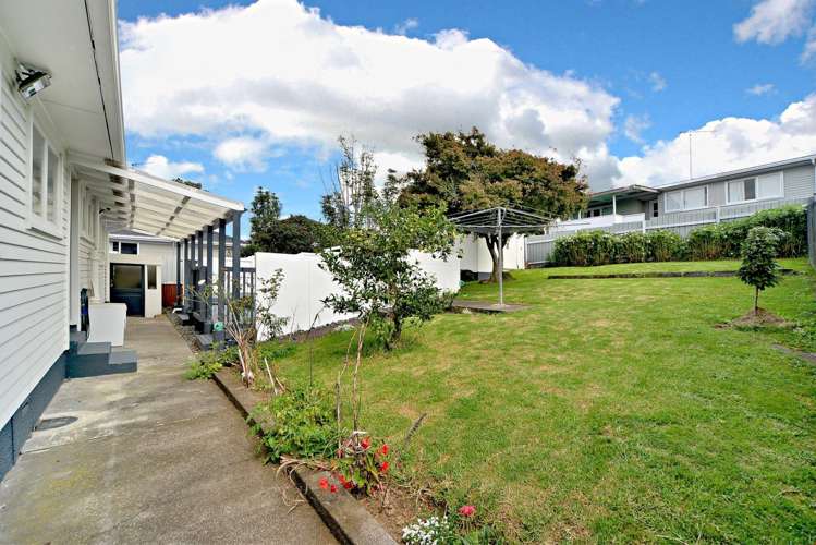 8 Valencia Place Manurewa_15