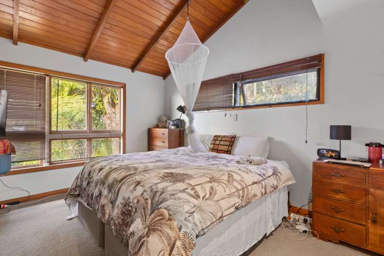 505 Scenic Drive Waiatarua_7