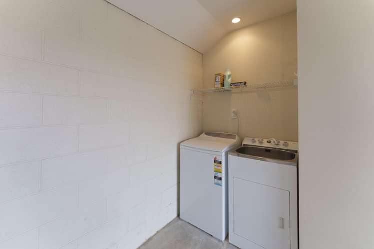 267 Avonhead Road Avonhead_11