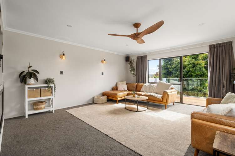 14 Meander Drive Welcome Bay_9