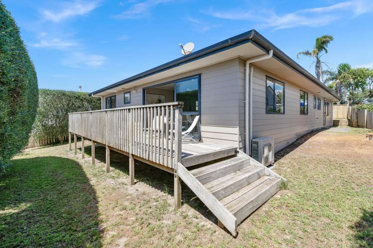 19 Surfside Lane Ruakaka_15