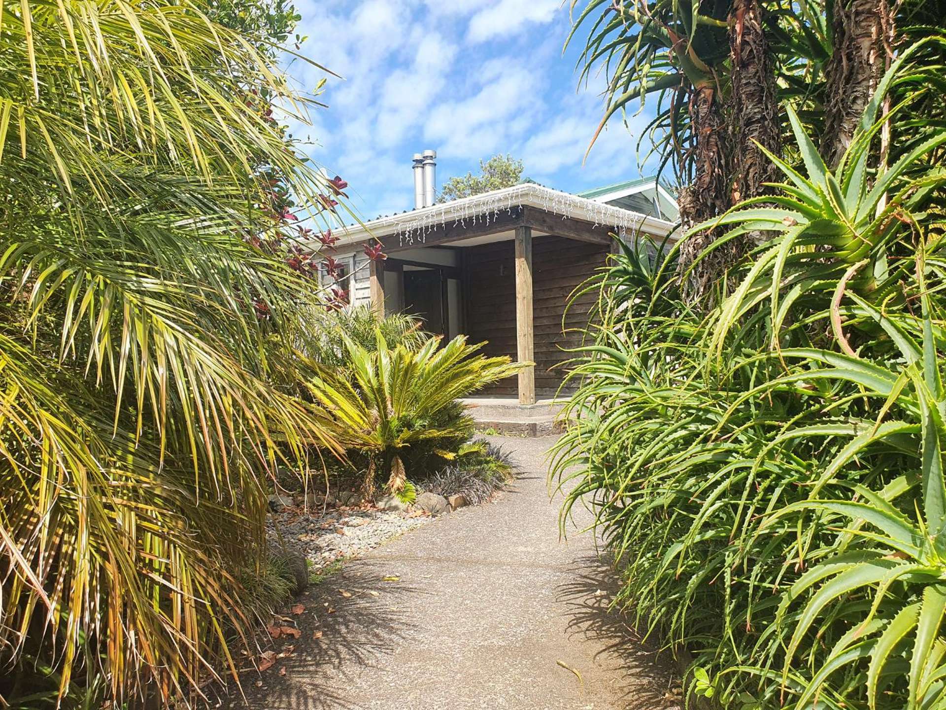 299 Ahu Ahu Road Oakura New Plymouth Houses for Rent One Roof