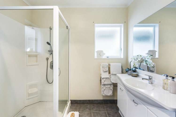 12 Kenmure Avenue Forrest Hill_10