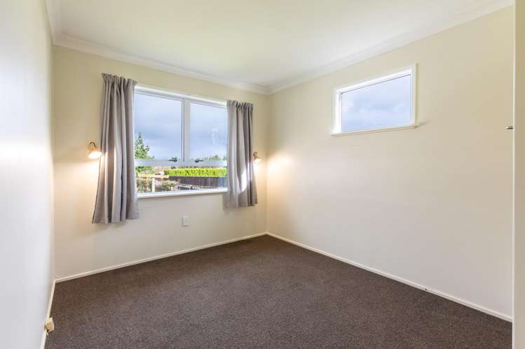 31 McCallum Street Dannevirke_12
