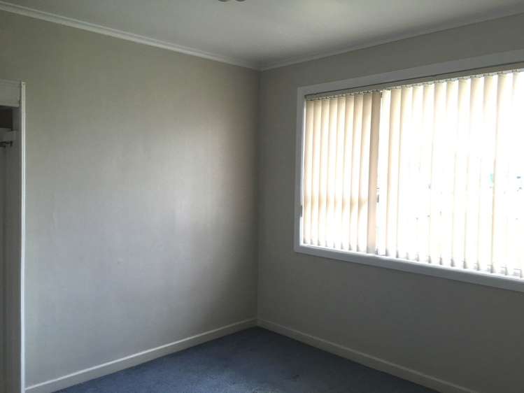 93 Henderson Valley Road Henderson_7