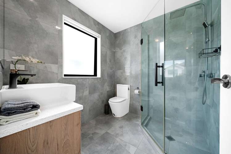 18 Horsefield Drive Flat Bush_19