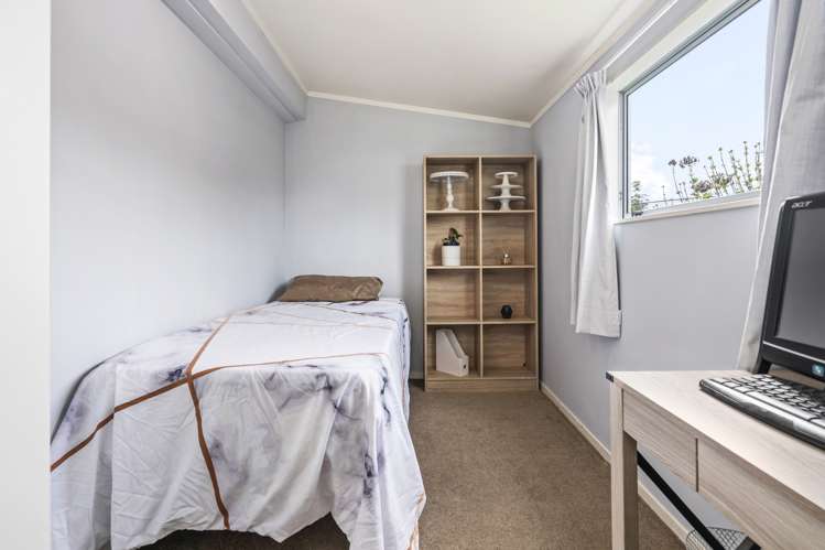 15 Sewell Place Leamington_15