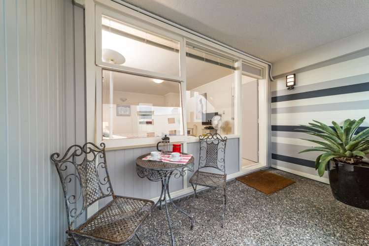 2/20 Shelly Beach Road Saint Marys Bay_0