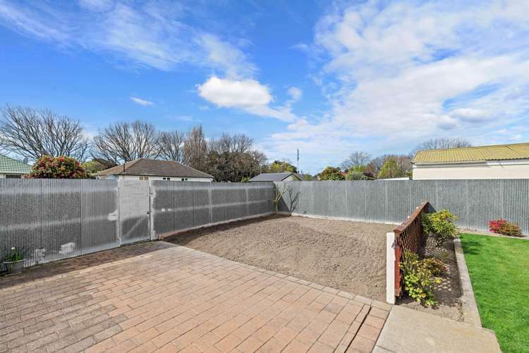 38 Frensham Crescent Woolston_16