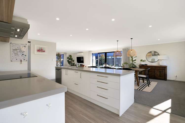 26 Redhaven Rise Netherby_5