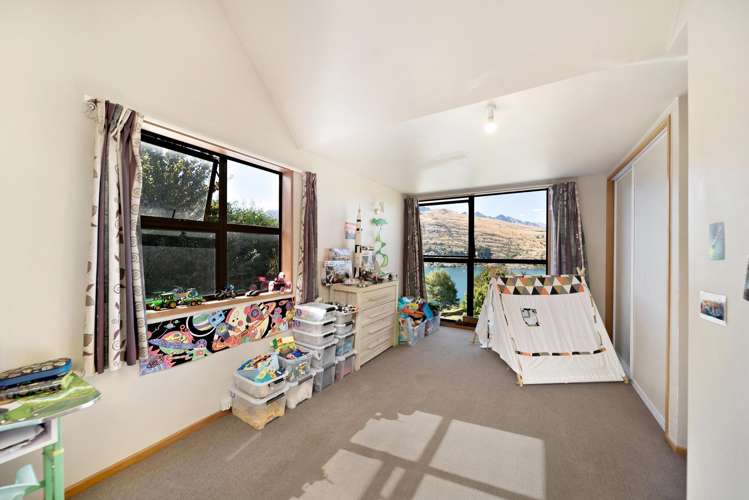 6 Woodbury Rise Queenstown_13