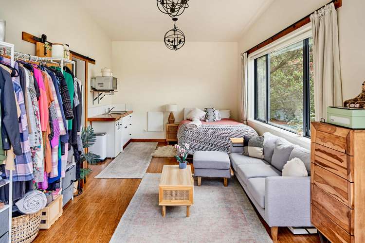 82 Paremata Road Paremata_21