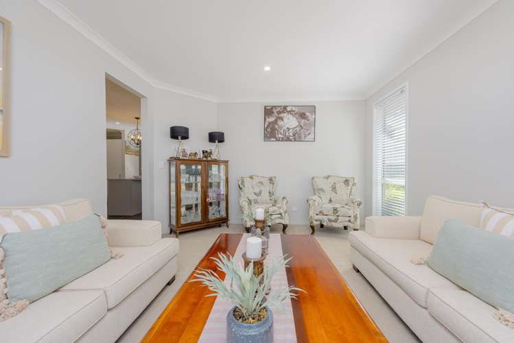 123 Colonial Drive Silverdale_8