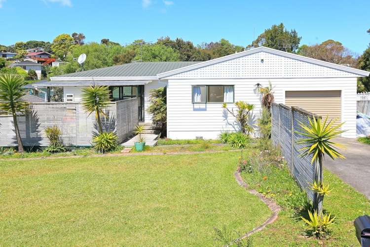 6 Milan Drive Glen Eden_16