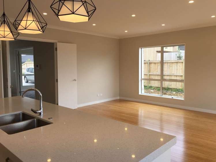 101 Liberty Crescent Beachlands_2