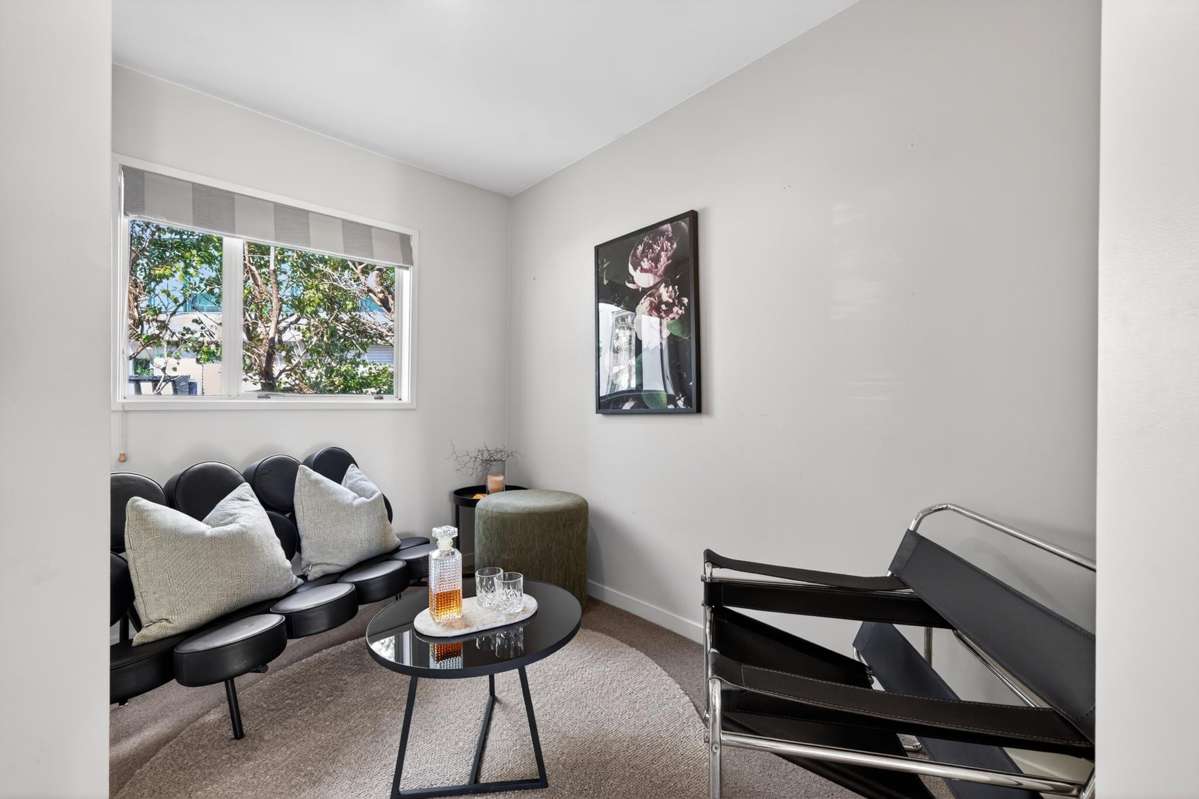 2/300 Parnell Road_3