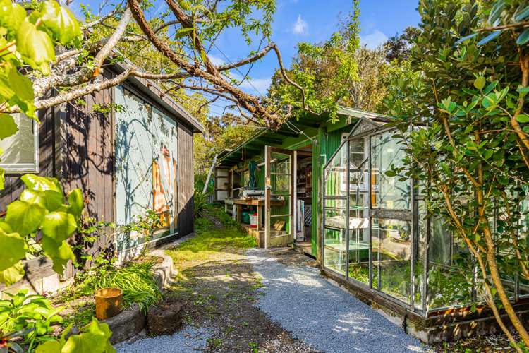 452 Huia Road Laingholm_12