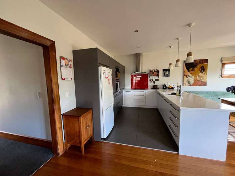 24 Birdwood Avenue Beckenham_3