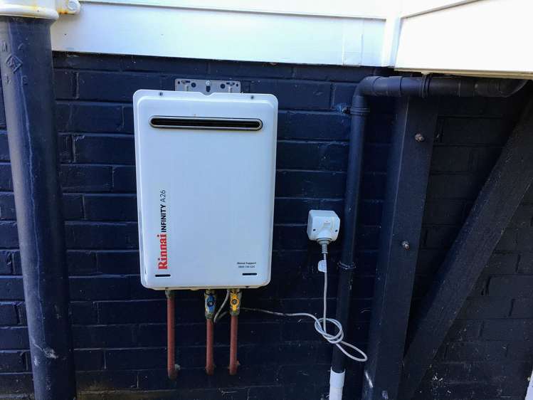 2a Waller Avenue Bucklands Beach_16